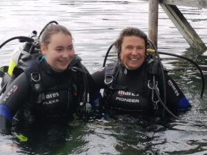 Mehr über den Artikel erfahren Junior Open Water Diver mit Nadin